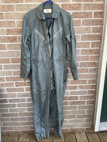 Usaf pilot flying - pilot,
